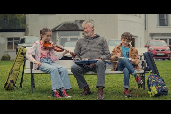 【アイルランド映画祭2025】青いヴァイオリンの奇跡