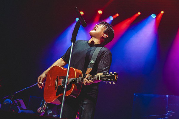 ASKA �uFIRST SAIL �gCOMTEC PORTBASE OPENING CEREMONY�h �` ASKA Live Docking �`�v����1������̏�f��